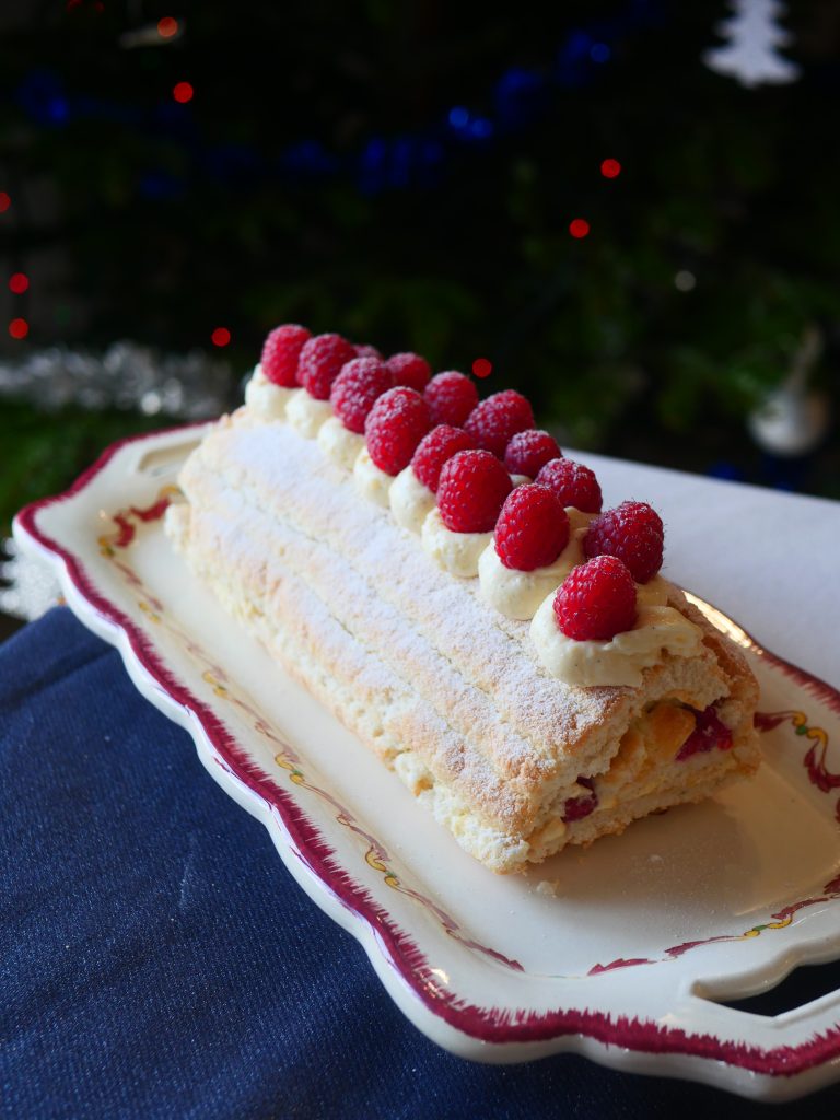 buche macaron framboise