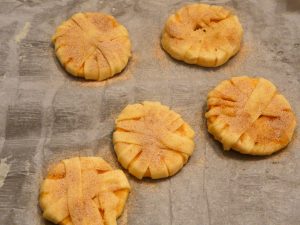 pomme feuilletée avant cuisson - dans la cuisine d'anais