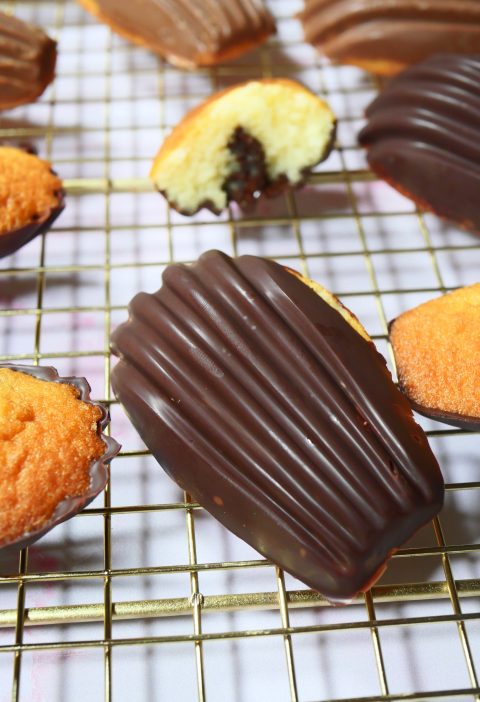 madeleine coque chocolat - dans la cuisine d'anais